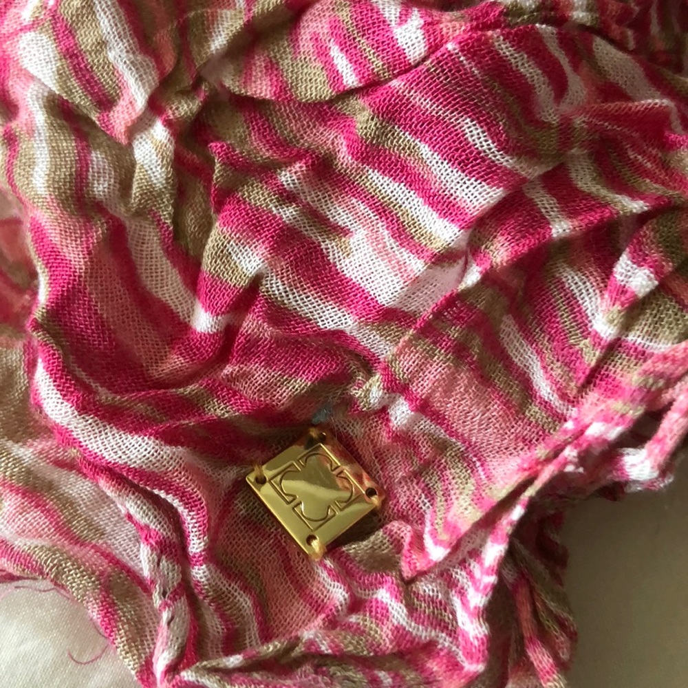 Scarf - Picture 3 of 3